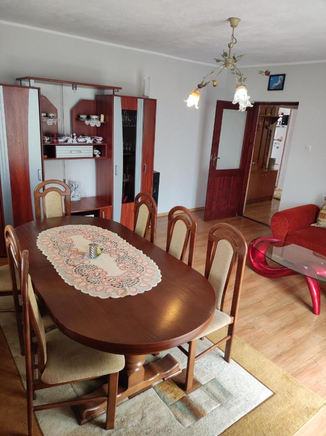 Villa Dom Pod Jabloniami Lukowica Exterior foto