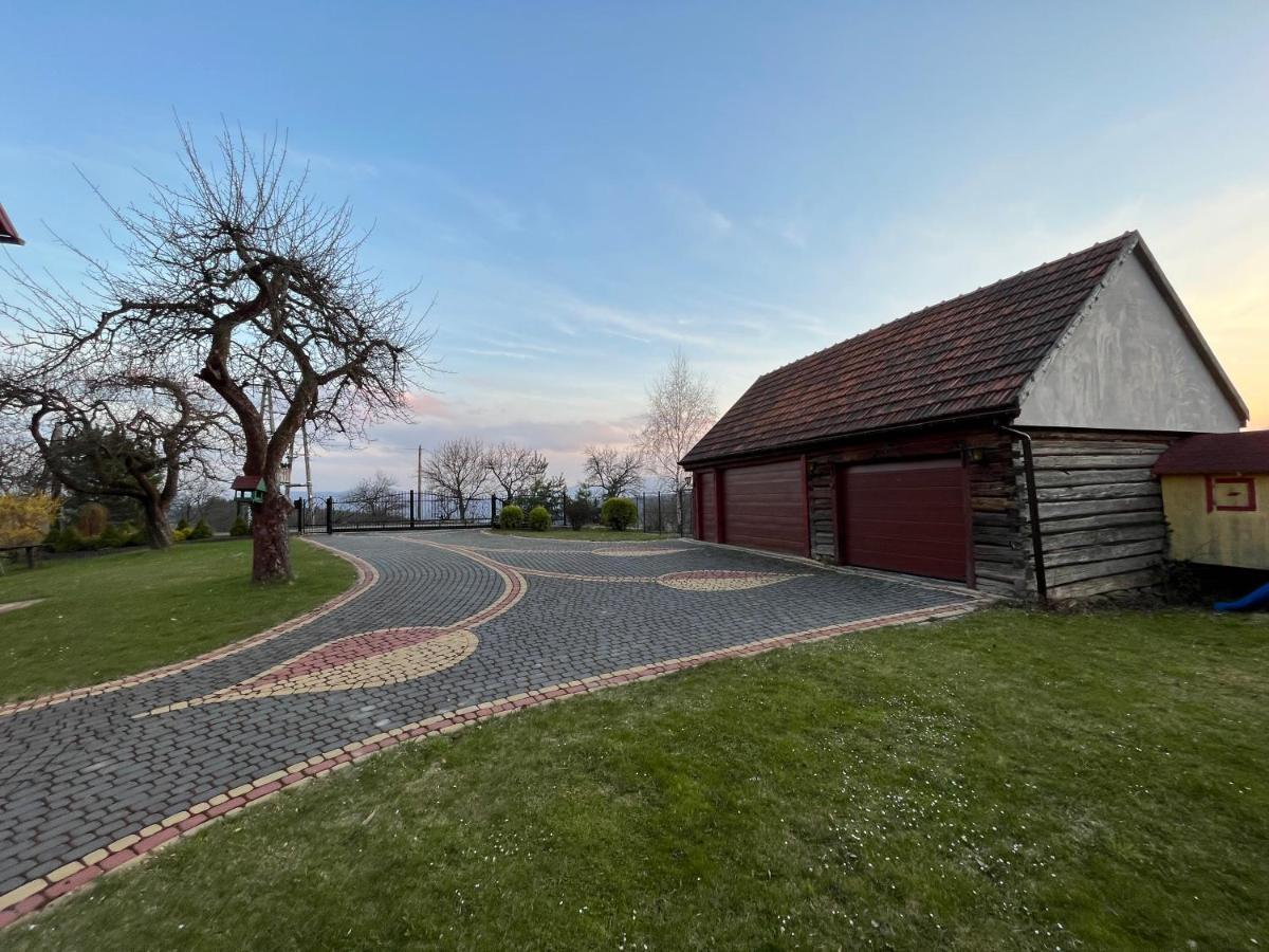 Villa Dom Pod Jabloniami Lukowica Exterior foto
