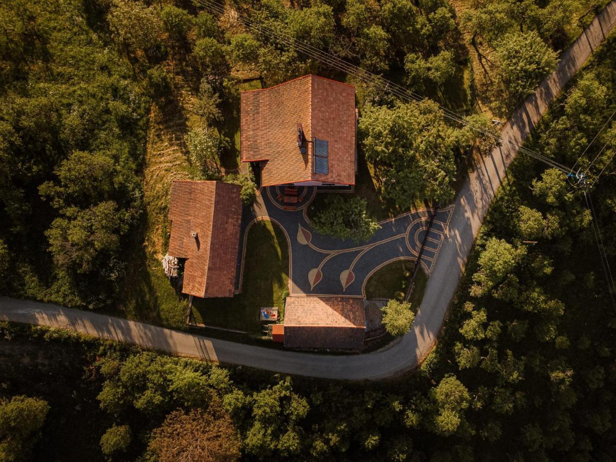 Villa Dom Pod Jabloniami Lukowica Exterior foto